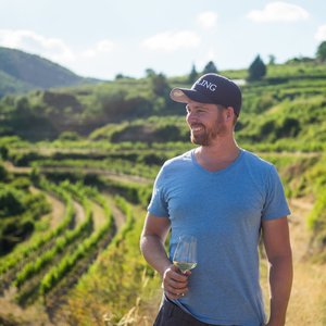 AustrianWineUK's tweet photo. More awesome winemakers to meet at #NewOldWorld by @newcomer_wines on Monday:

Rennersistas - Lake Neusiedlersee

Rosée Connection - Leithaberg slope, Neusiedlersee

Hannes Schuster – Burgenland

Lesehof Stagard - Kremstal

Final participants coming tomorrow.. https://t.co/R7Z7Y7mtvi