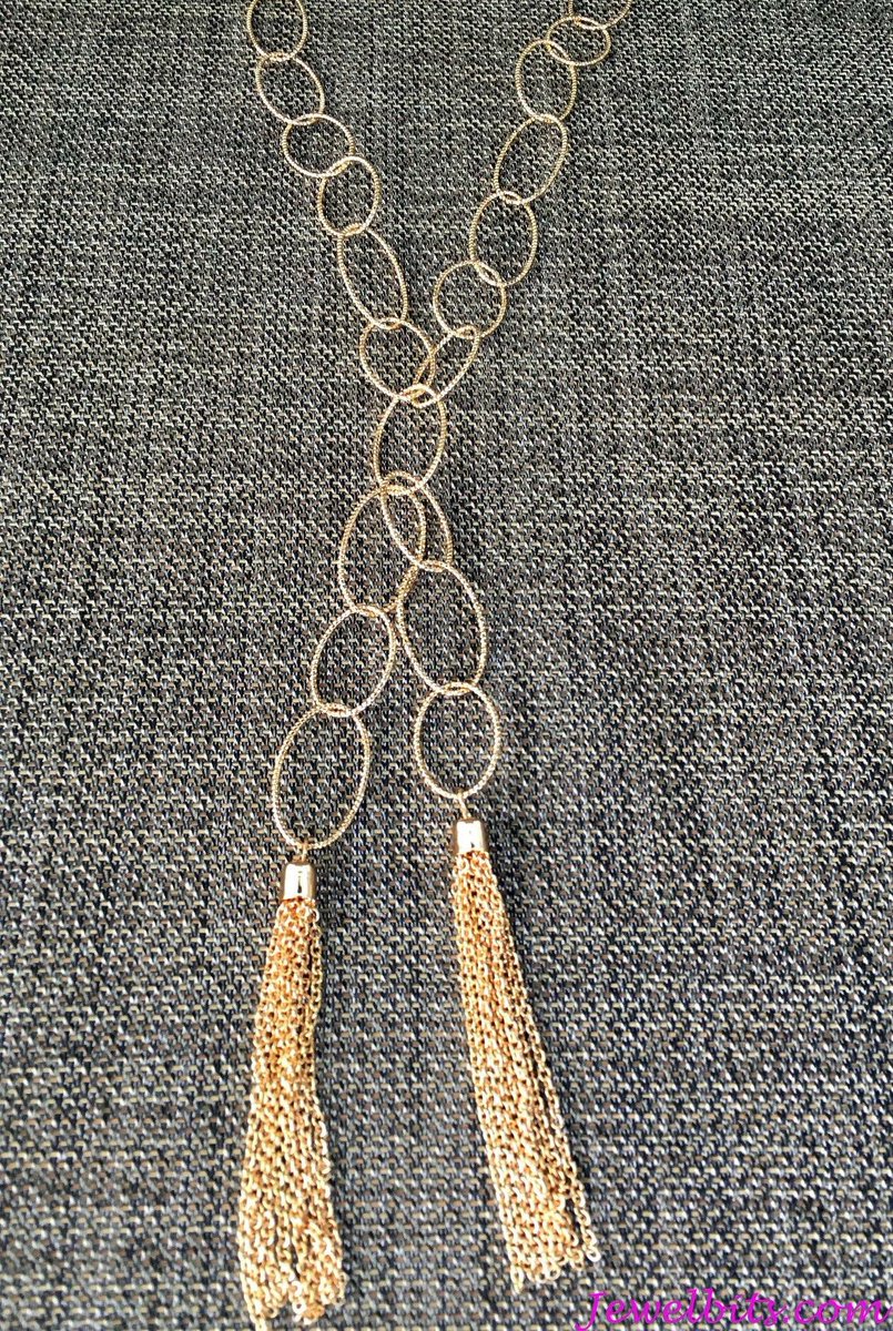 jewelbitsbox's tweet photo. double the tassels, double the fun!

https://t.co/z2zMZilffc

#jewelrysubscriptionbox #jewelry #fashion #subscriptionbox https://t.co/3XdKbJCsJm