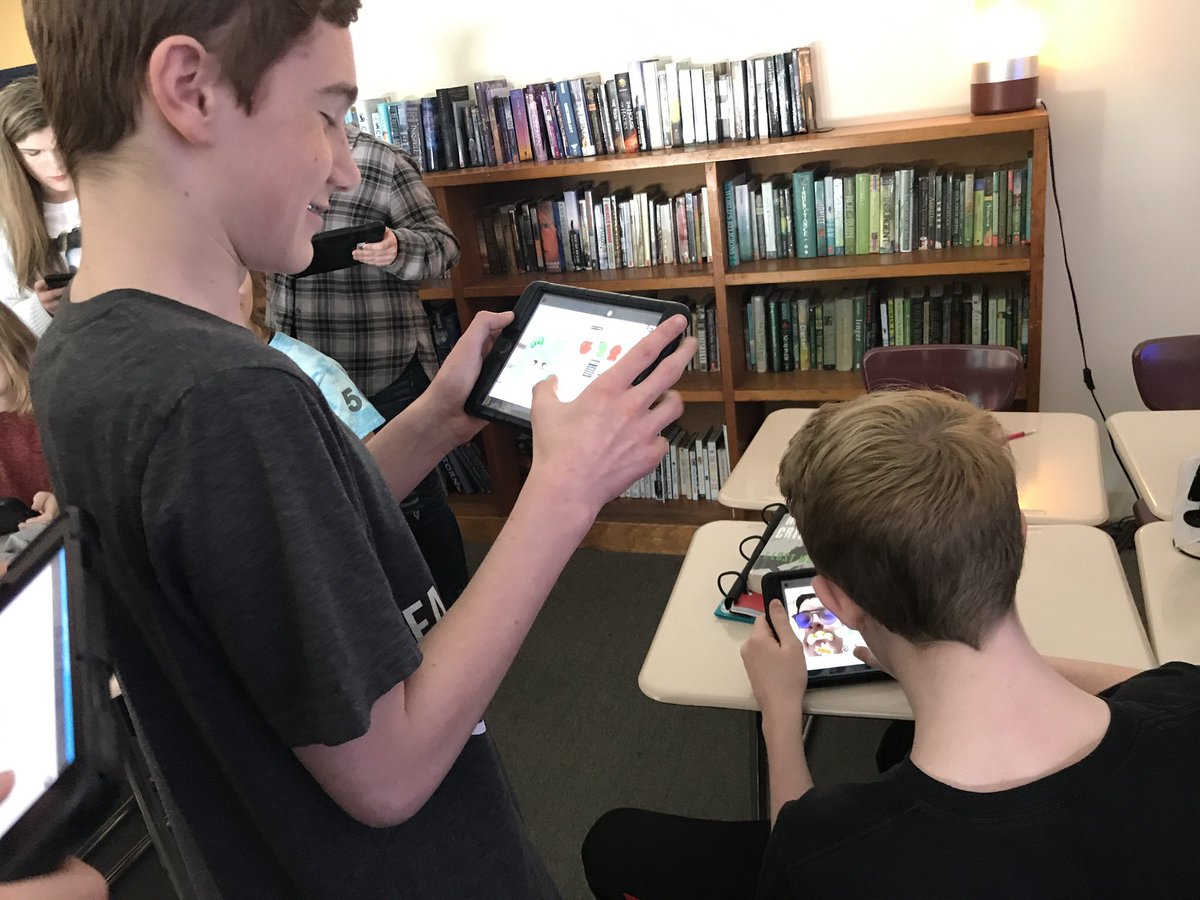 MrsKellerMMS's tweet photo. Using @Flipgrid to post videos of arguable topics in prep for our argumentative essays! @MrsBingenheimer #8blueadventures #rfpride #rflearns https://t.co/GmfBuY4gUG
