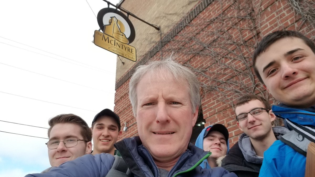 GuayDave's tweet photo. Les gars de @citekap sont à Timmins aujourd'hui et demain! Ils ont un titre à défendre #neoaa #roadtoofsaa #curling 
Cité boys defending Neoaa title in #timmins Good Luck! https://t.co/mqBtLo9gDL