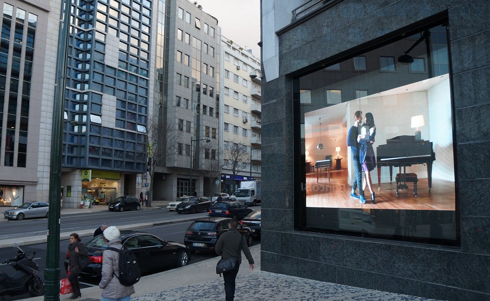 AdvierteImagen's tweet photo. Led Window Solutions son equipamientos Netscreen LED Digital asociados con contenidos dinámicos. Pueden ser instalados indoor u outdoor, en escaparates o pasillos de tiendas y Centros Comerciales. Llámanos e infórmate: 610 74 80 81 https://t.co/F68vjyXfEz 
#led #soluciones https://t.co/drHXeAvN0b