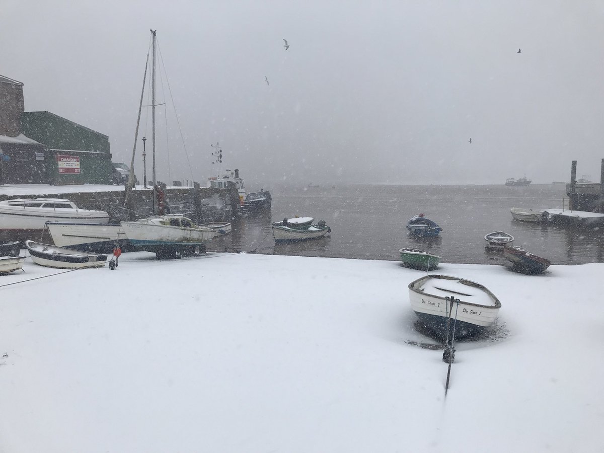 TeignRowing's tweet photo. @BBCSpotlight #teignmouth #shutdown https://t.co/R2wgBqiUhH