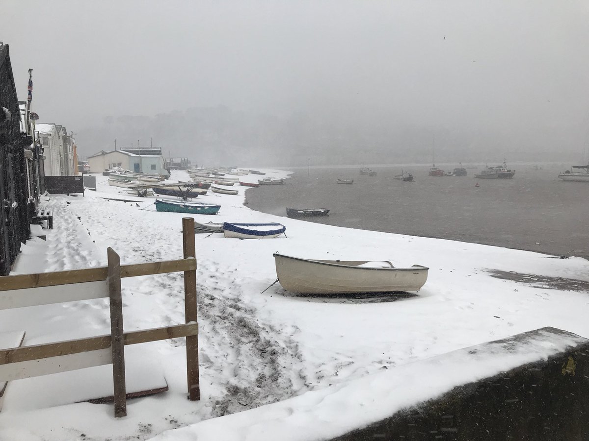 TeignRowing's tweet photo. @BBCSpotlight #teignmouth #shutdown https://t.co/R2wgBqiUhH