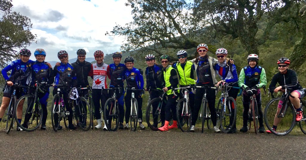 ChristelFerrier's tweet photo. Stage Velo2max J4: une belle simulation course avec 24 coureurs et 4 équipes différentes! 👏👍 #Velo2max #donnonsdesellesauvelo #stage #velo 🚴♀️🚴🏻♂️ https://t.co/NKDSHoO3w8