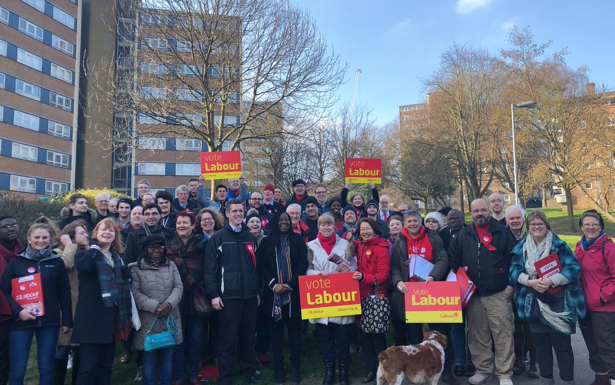 West__Hill's tweet photo. Lots more residents to speak to in West Hill @West__Hill  if you have any local issues you need help with please do get in touch with @RoehamptonCllr @angelamireland  &amp; @nobuco1 https://t.co/fX2LdZq2fS