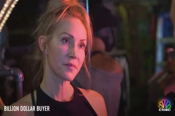 .@tilmanjfertitta explains why women make extraordinary leaders. #BillionDollarBuyer buff.ly/2F3N45B