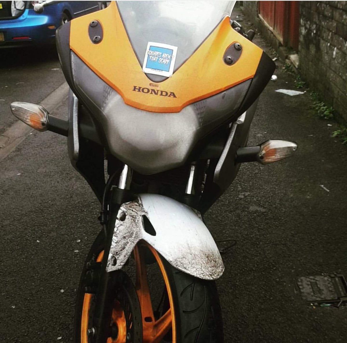 Thenewsagent's tweet image. #Stolen from outside mine in Fields Road #Newport last night. Possibly between 2 &amp;amp; 4:45am 
The Lad works hard to pay for this, makes me very mad.

Reg: CF11 FFU 
Make: Honda CBR 125r
Limited edition colours only for this year 

Please share