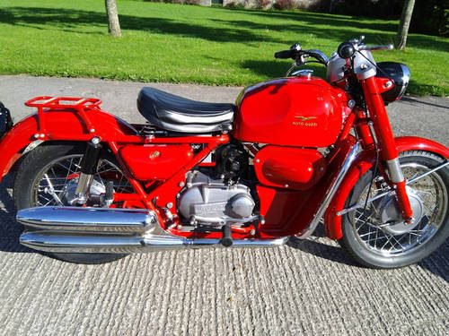 IrishClassics_'s tweet photo. Moto Guzzi Nuovo Falcone 500cc Single 1972 https://t.co/deVsfrJwak https://t.co/5UBhMABXGS