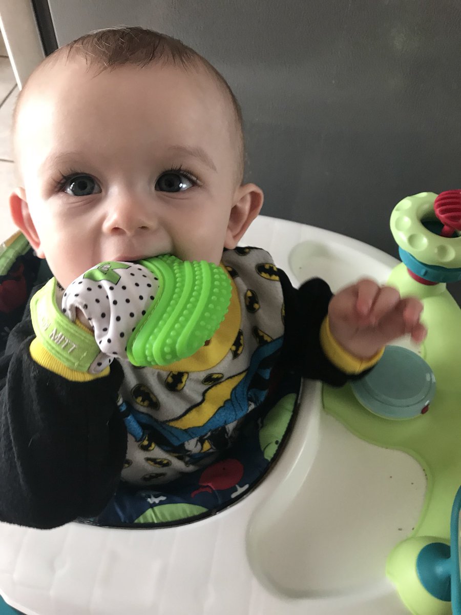 SingleDadSyndic's tweet photo. @malarkeykidsinc 
My son loves his munch mitt. Such a life saver!
#munchmitt
#SingleDadSyndicate 
https://t.co/menUlPpeNR https://t.co/oG1Px5BXA4