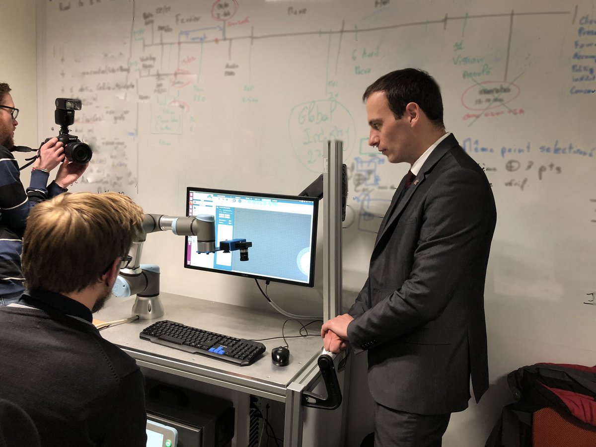 TesseractSolu's tweet photo. Très bonne surprise d’accueillir @FabienDiFilippo et @pierresavreux qui ont pu tester notre logiciel #Kmeleon et la programmation simplifiée #FabrikCode. Venez vous aussi tester la programmation simple avec #VisionRobotique et #IA à @giparis2018 ! Devenez vous aussi #Fabrikers https://t.co/d40zYWiloK