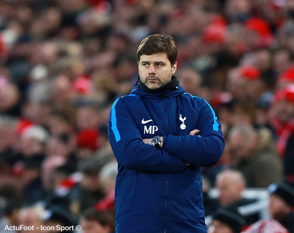 ActuFoot_'s tweet photo. Pochettino : « Je ne pense pas que nous ayons besoin d'arbitrage vidéo actuellement. Nous avons les meilleurs arbitres d'Europe. Ces erreurs font partie du football. Cela pourrait changer complètement le sport et tuer l'émotion » https://t.co/4y35jLsDMi