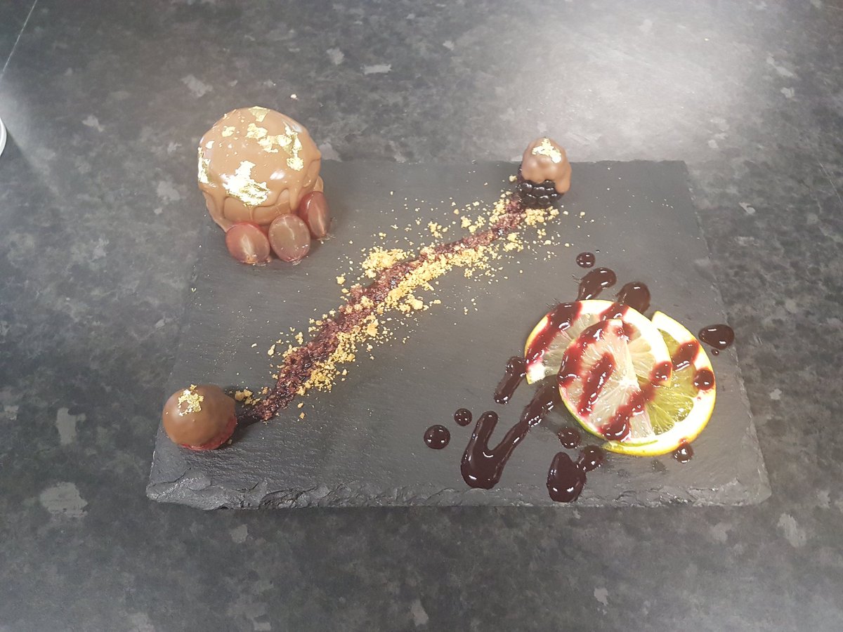 Food_ASFA's tweet photo. Food styling with basic ingredients -1st attempt lots of feedback and peer discussion !! #driventowardmakingoutstandingprogress https://t.co/88t6WcyYqn