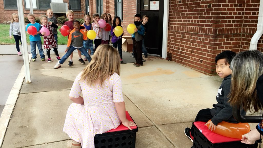 CES_Roadrunners's tweet photo. “Hop on Pop” fun in the library
#bcpsroadrunners 
#IgniteLeaningBCPS 
@CES_Roadrunners https://t.co/CL3yBHoHje