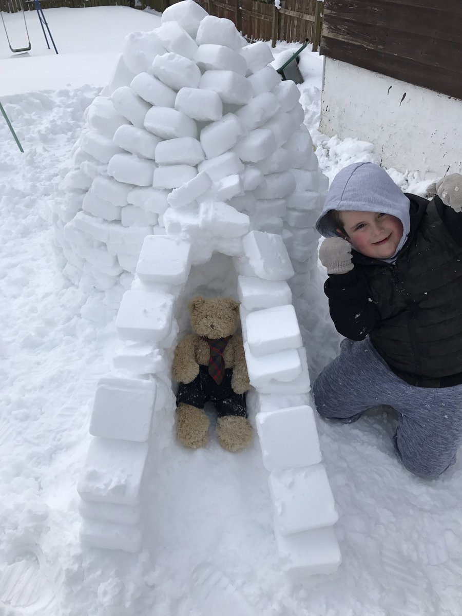 Hearach1's tweet photo. Igloo homework completed by A Weir @GlasgowCC@GaelicSchool https://t.co/cCaMZyUEJC