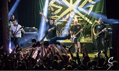 facedownrecords's tweet image. KINGDOM OVER EVERYTHING!
Sleeping Giant’s powerful farewell shows are still resonating with us. Pics: @barrettcolvin @concertfotoschad
facedown.merchnow.com/catalogs/sleep…