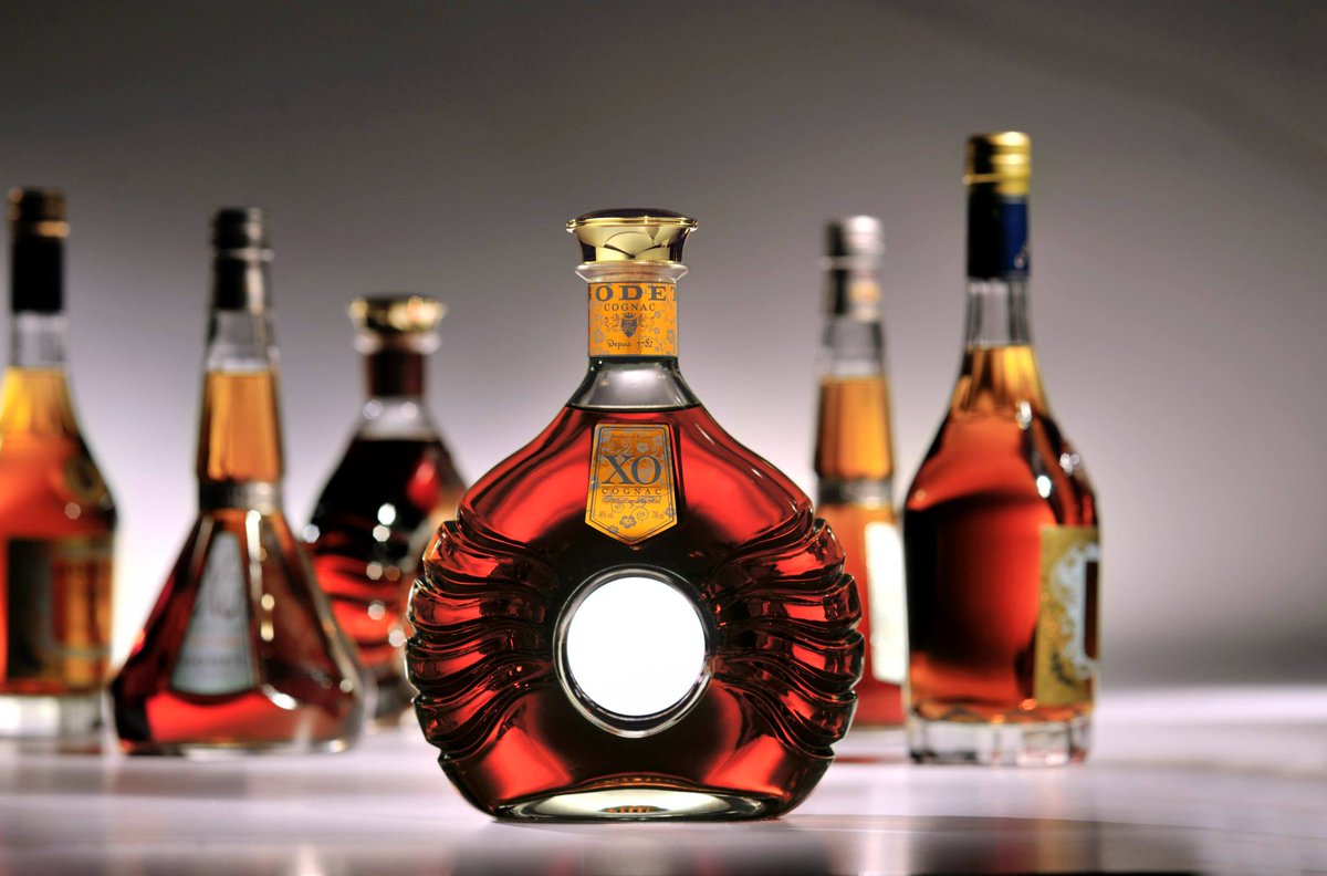 GodetCognacSA's tweet photo. XO by Godet
Enjoy a blend of fresh, floral, fruity aromas that quickly give way to heavier scents of cinnamon and spices.
#GodetCognac #PureAsGold #GodetLive #CognacLegend https://t.co/Oz2GqjMuph