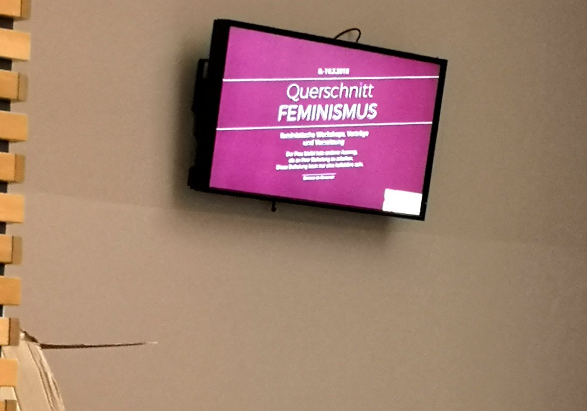abasletravail's tweet photo. Auch in der Universität Leipzig wird für Querschnitt #Feminismus mobilisiert! #fktle #nika https://t.co/Sj9iPCxgNW