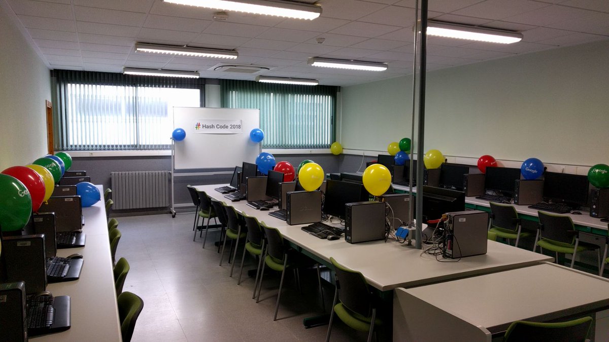 ElenadelaGuia1's tweet image. at UCLM, Albacete we are #ready4hashcode #hashcode @VicenteLopezCam