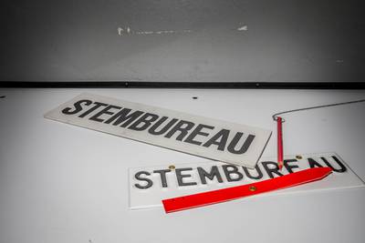Zwolse studentenkroeg krijgt nachtelijk stembureau: Het plan voor een stembureau in studentencafé Het Vliegende Paard gaat definitief door. Van middernacht tot half twee 's nachts is het stemloket voor de gemeenteraadsverkiezingen op 21 maart geopend. dlvr.it/QJL6Cc