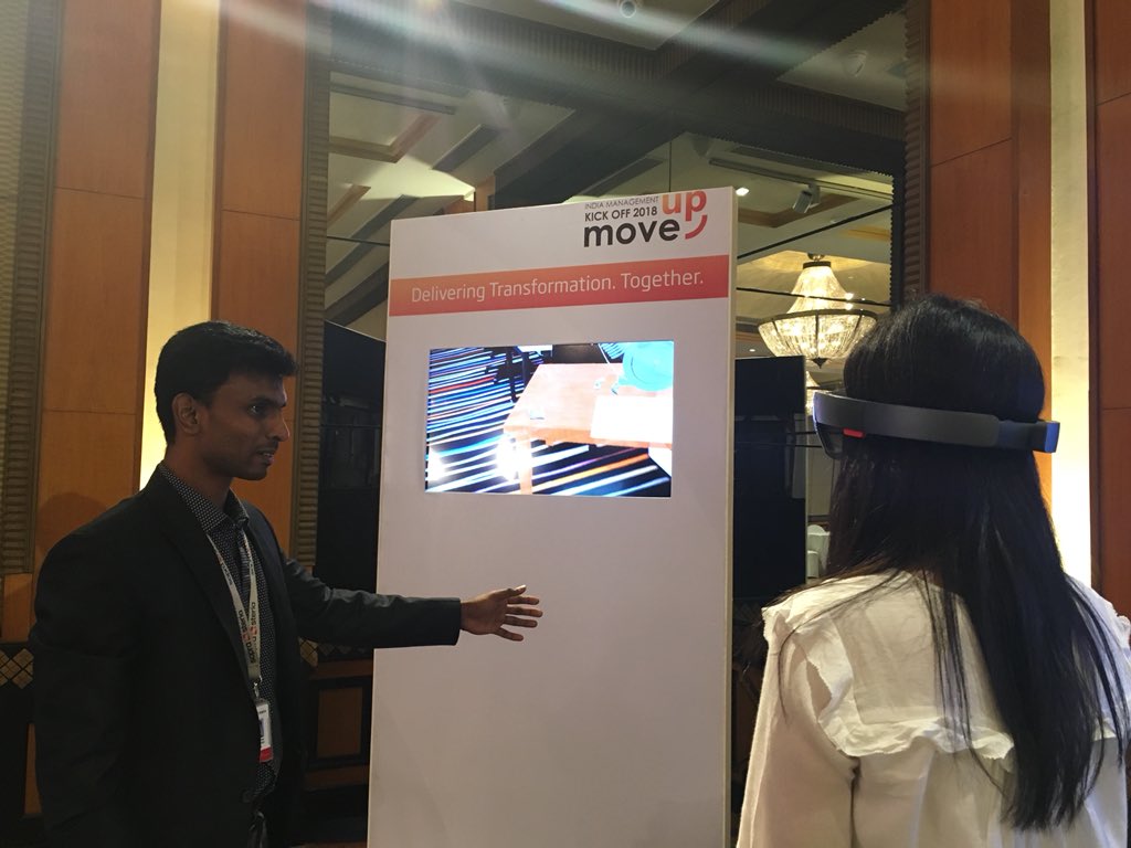SopraSteria_IN's tweet photo. Here’s a peek into the VR & MR setup entertaining the guests with a 3-minute ‘assemble the engine’ challenge at #MoveUp18!
Virtual Reality & Mixed reality mark the next generation of education, learning and training, and are the way up to digital transformation! #SopraSteriaIndia https://t.co/MeJvpPPcYH
