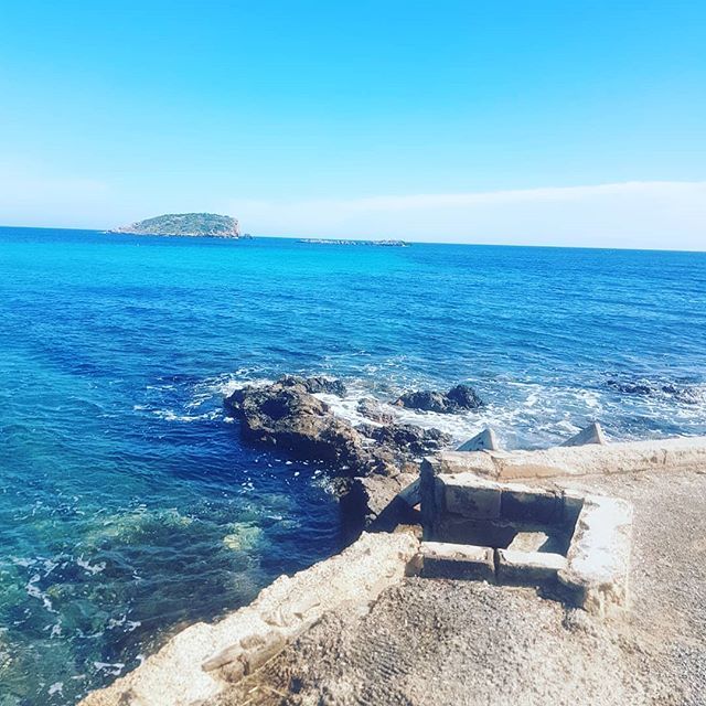 Right.. Where is all that snow people are talking about?  #ibiza #ibizastyle #ibiza2018 #ibiza2017 #ibizalife #ibizavibes #eivissa #ibizamusic #ibizalover #ibizalove #ibizagirls #ibizalook #ibizafood #ibizaparty #ibiza2016 #ibizanight #ibizahair #ibizavi… ift.tt/2F6YjKI