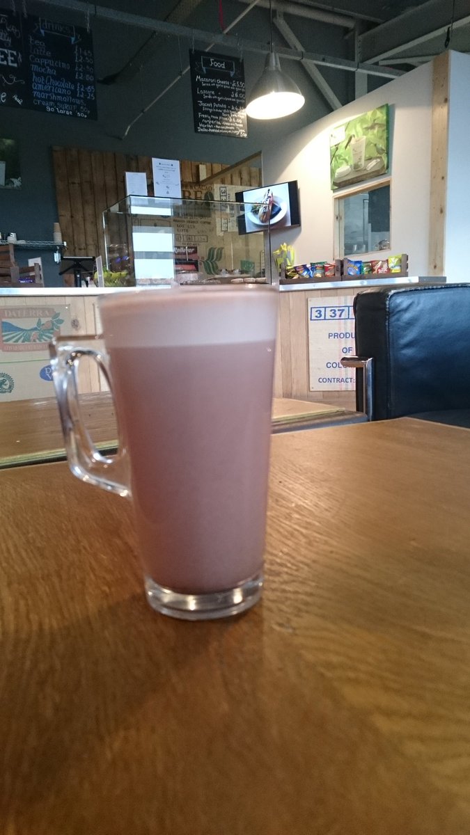 😍 it's cold but we don't have snow. Keeping warm with a delicious Puro hot chocolate. 😊 #cold #hotchocolate