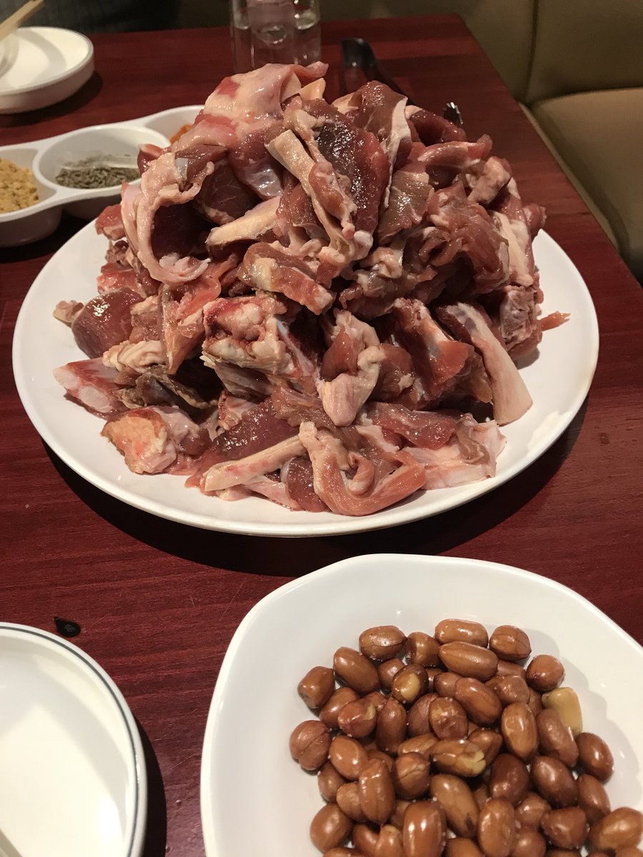 rwzu45014's tweet photo. 羊肉を一頭分食べた https://t.co/IaqUCHq7cH