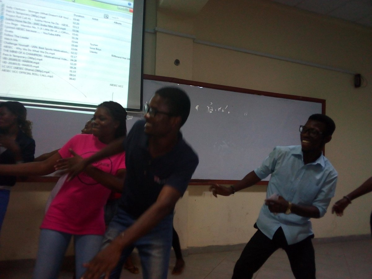 odoidaniel1's tweet photo. With @AIESEC in UCC 🇬🇭, the world largest youth led organization. Roll call after meeting. #FormationDance #AIESECer #oGV #GlobalVolunteer https://t.co/Ls0ZFendDg