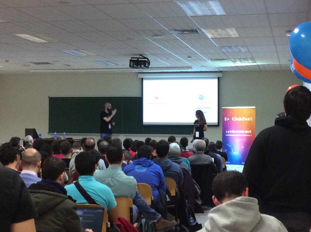 _miguel_ro's tweet image. #SP4Fun @SofttekEspana #T3chFest2018 Learning about side projects!