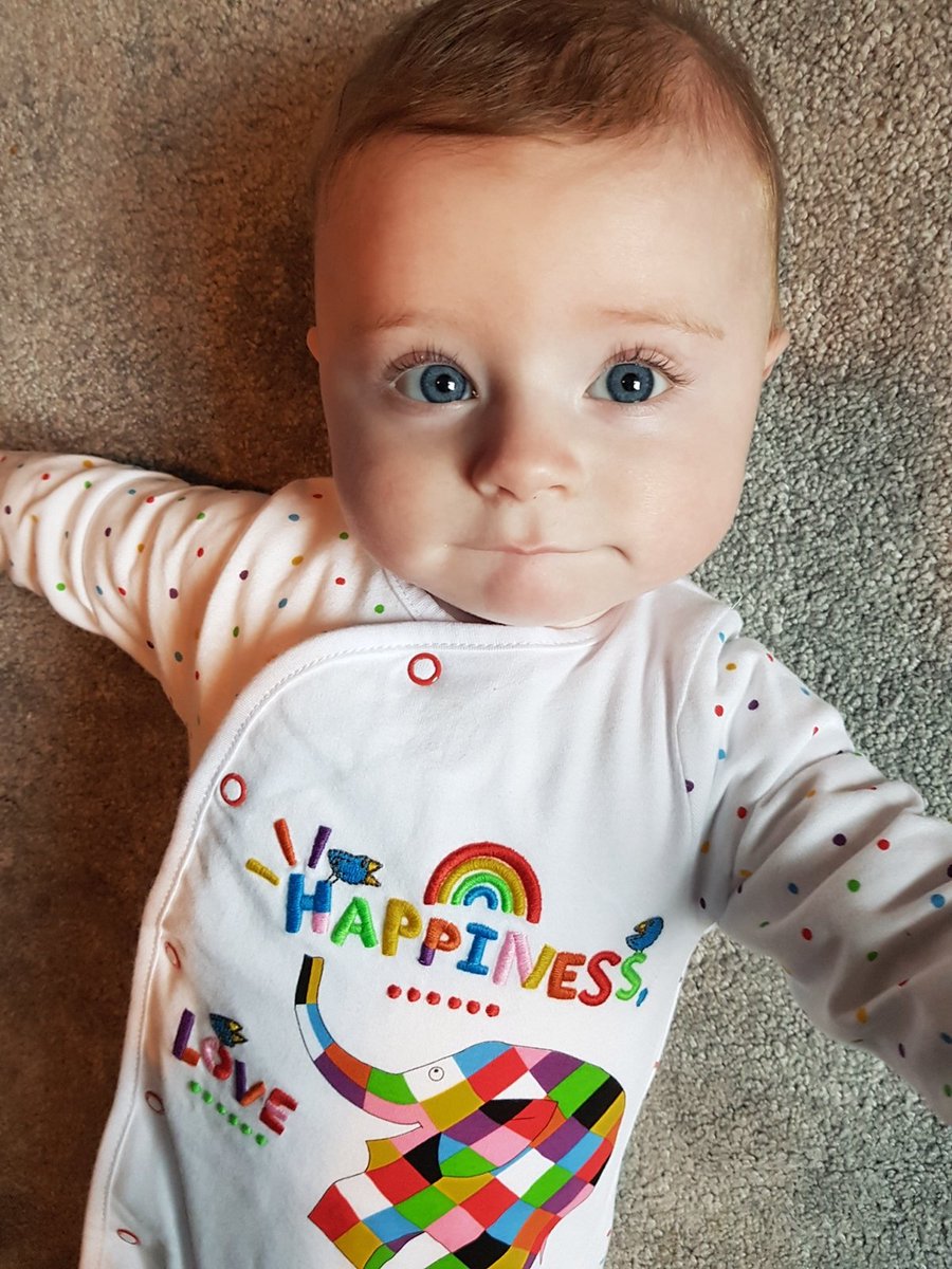 BethanyUphill's tweet photo. Never too little to get involved in #WorldBookDay2018 my little Teddie Elmer 😍 https://t.co/UmbsLGQZpf