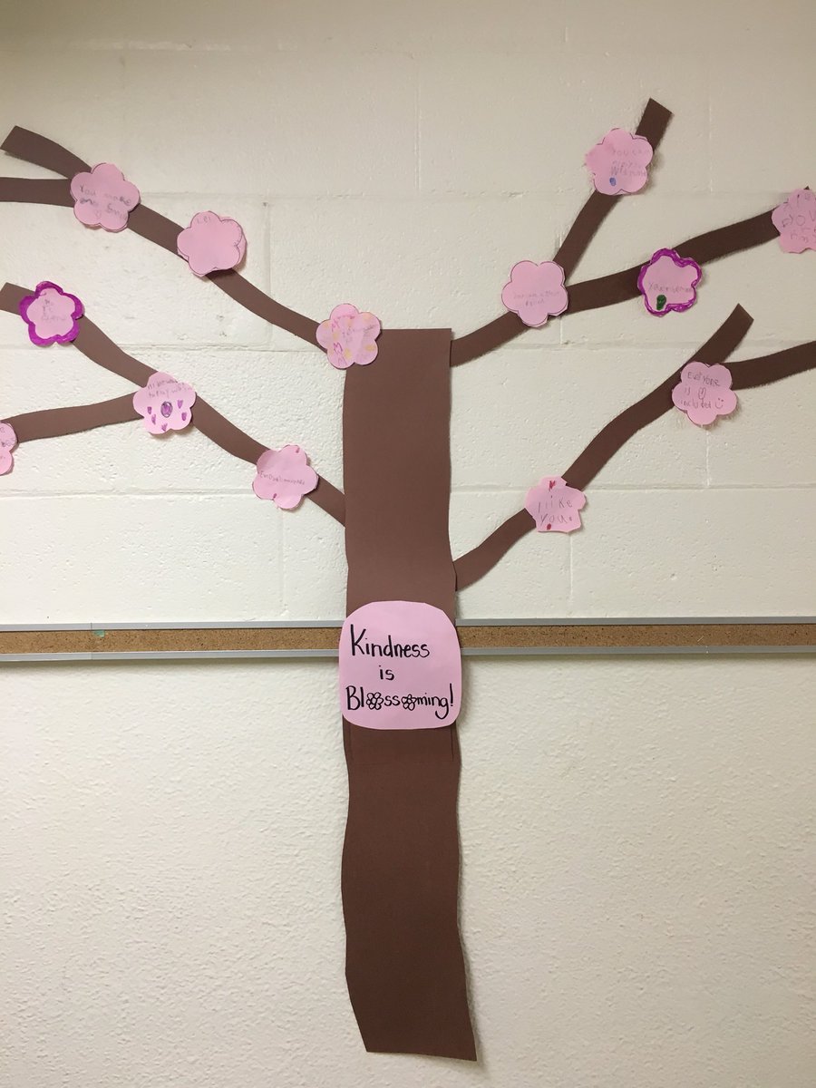 DSkoretz's tweet photo. Kindness is blossoming here! @lan_lions #PinkShirt @GEDSB https://t.co/nS6hNwOehN