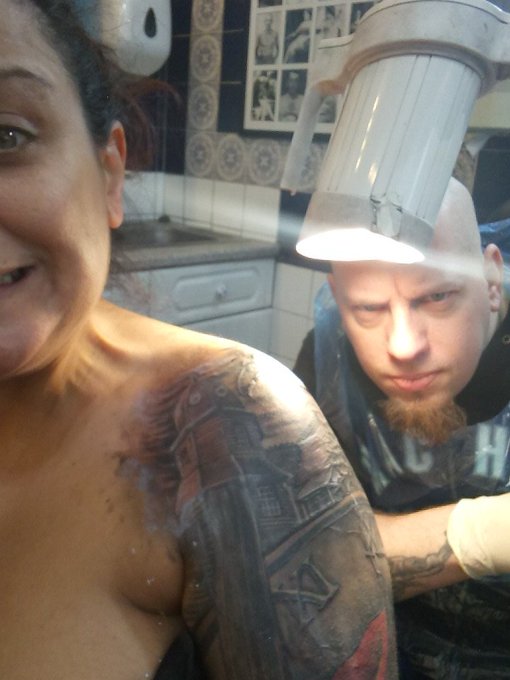 Getting my sleeve finished finally. I cant wait to see it all done @inkbyboston https://t.co/PwrGRkl