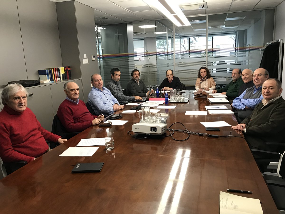 grupo_ssi's tweet photo. Se constituye #ASEkoop, Asociación Asesores Senior cooperativos https://t.co/jlZCbiZkRi  formada por cooperativistas jubilados voluntarios #coop #cooperativas
vía @forokoop https://t.co/rVfbCZTDTv