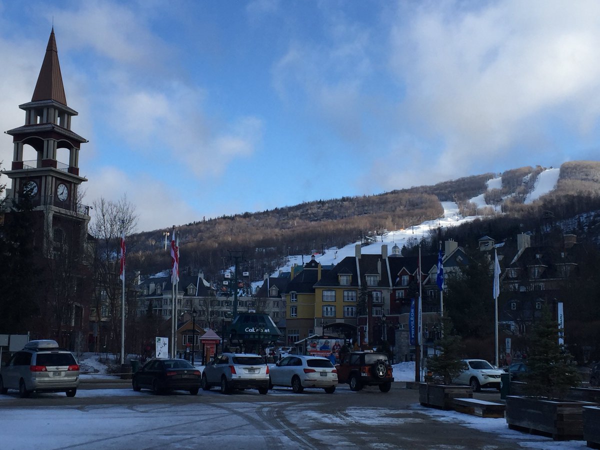 Tremblant_ski's tweet photo. Looks like a good day ahead in Tremblant. Comfortable temperatures and good visibility. A great combination. https://t.co/PHmJJeQj3i
