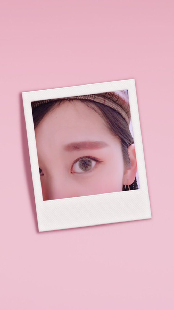 Leo 嶋田礼央 太眉 旬顔 赤眉 カラーアイブロウ ピンク眉毛 ピンクアイブロウ メイクアップ 今日のメイク 眉毛を流行りの太眉にしたけど私にはあんまり似合わナカタ なんか眉毛途中うすい E 嶋田礼央 モデル ポートレート募集