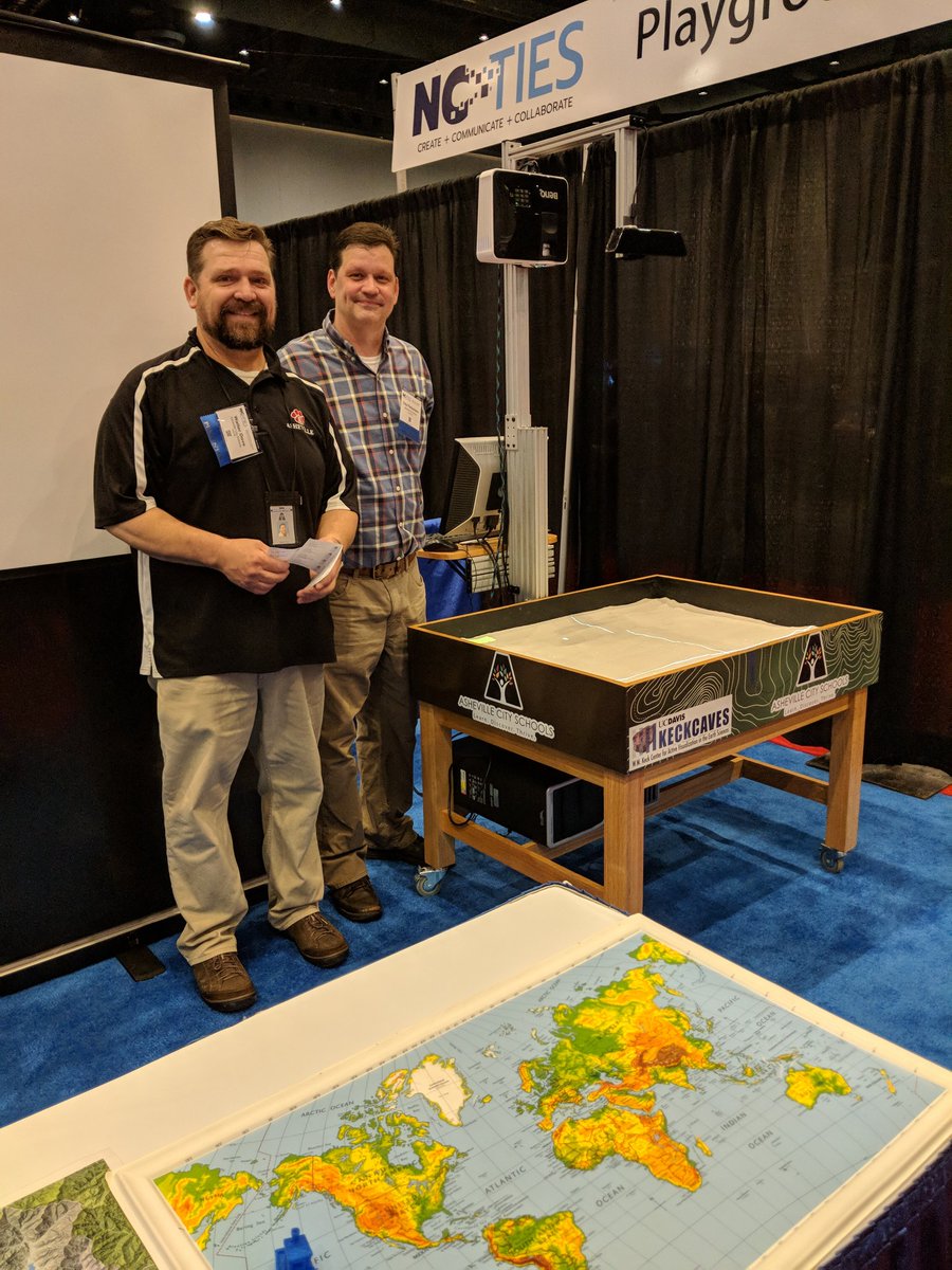 DarcyGrimesNC's tweet image. Stoked to see @AVLCitySchools and our #arsandbox at  #ncties18! #TheACSWay