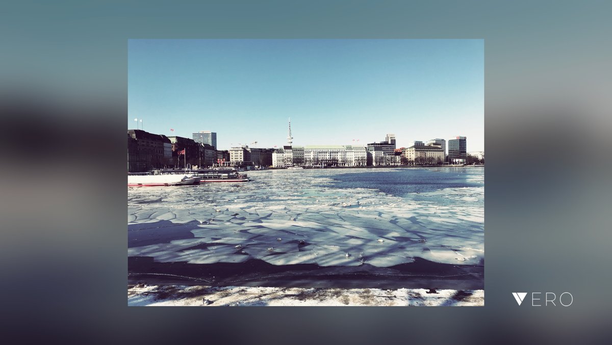 TimGafron's tweet photo. Alster 💚 #hamburg #timgafron #love @VeroTrueSocial https://t.co/Kx9AWt0vEl