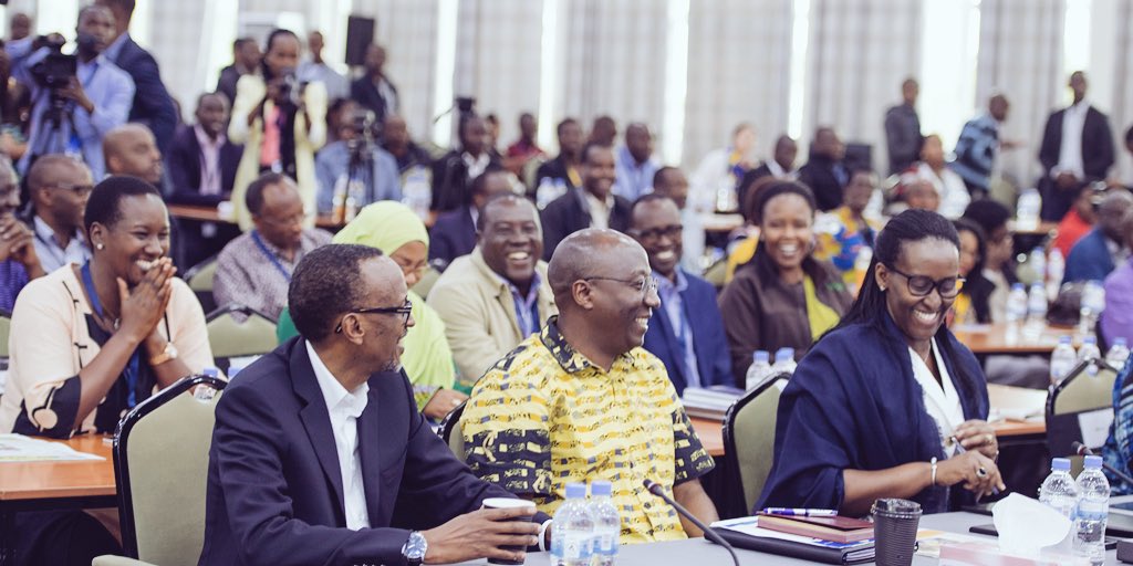 FirstLadyRwanda's tweet photo. #Umwiherero2018 concluded as President @PaulKagame emphasized the importance of building self-confidence, striving to develop a critical mass, and above all, maintaining a culture of #humility when serving #Rwanda and the best interests of all her citizens. https://t.co/yG0UDxekjB