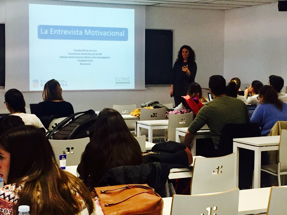 VioletaMoize's tweet photo. Participando en @TecnoCampus #ESCST #infermeria #SalutTCM https://t.co/pCP6zKJGQH
