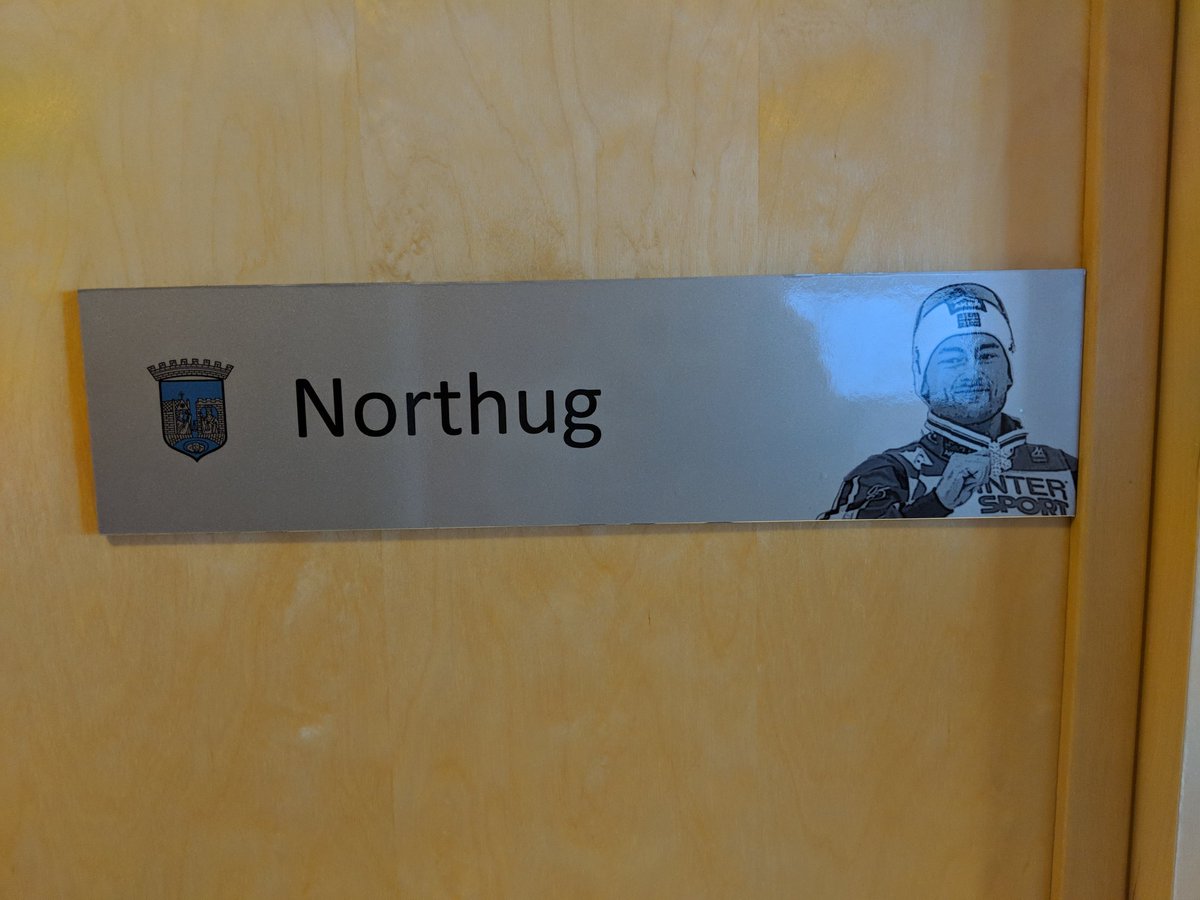 BetaTrondheim's tweet photo. Vårt viktigste møterom har vi nå døpt! @PetterNorthug1 Trenger Petter det til krigsråd, velkommen! #greatagain https://t.co/6lSqLi6ziK