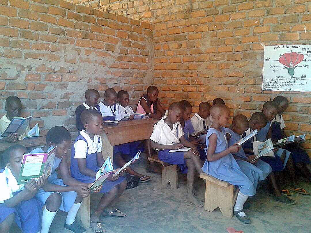 salibraries's tweet photo. South Ayrshire Libraries would like to wish TESO Public Library – Soroti, #Uganda a very happy #WorldBookDay! 😍📚 https://t.co/jAvjMJir8f