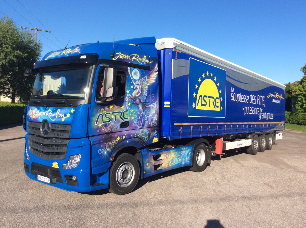 #journeemondialeducompliment Vous êtes beaux comme un camion ! (Petit clin d'oeil à l'#astrien ROUILLON, dont chaque camion est un véritable chef d'oeuvre!)