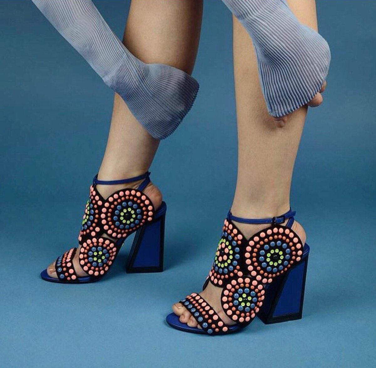 WestVil's tweet photo. Slightly obsessed with these @KatMaconie shoes available at @september_shop. π #WestVillageDallas #ShopWestVillage #ShopSeptember https://t.co/d9Kg6EXPMk