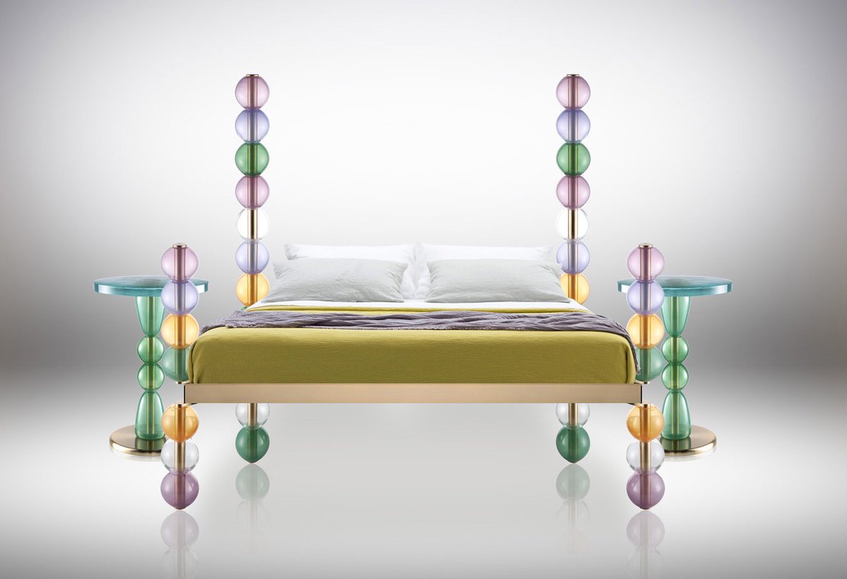 Welchome's tweet photo. What about a fairytale #bed made in #murano #glass? https://t.co/OupGYiLnnT