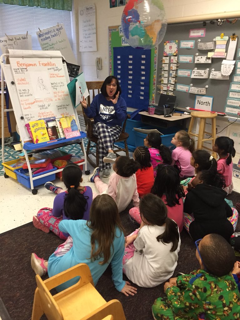 Angelucci_1st's tweet photo. @slclark61 popped in to read us her favorite #DrSeuss book! #TheSleepBook on #PajamaDay! @PThiessen_LCPS https://t.co/01Eq7kRX9W