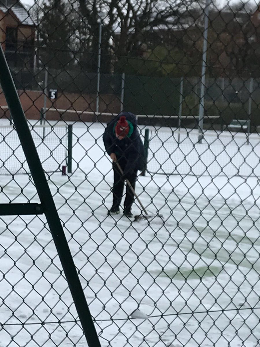 Again, due to the snow, the courts will be closed for the rest of the day. All organised activities such as Cardio Tennis and Rusty Rackets are cancelled.