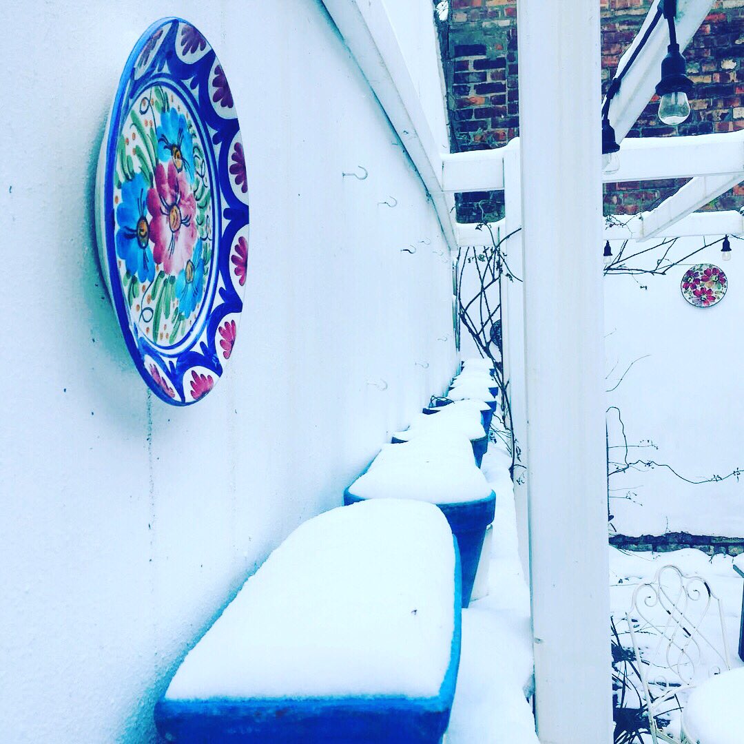 Pokusevskis's tweet photo. @Pokusevskis is open inside today and this evening.
(Just not the garden, see pics below)
#Pokusevski's #Garden #Snow #HeatonMoor #ShawRd https://t.co/IV5qm6UhTA