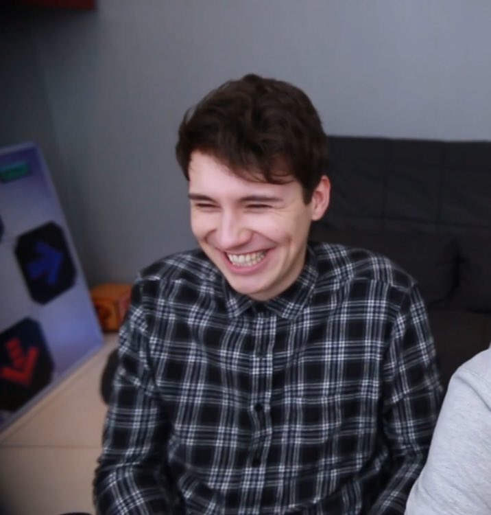 cloverfielddjh's tweet photo. smiley dan appreciation ( ^ω^ ) https://t.co/LsIQpeqm0i