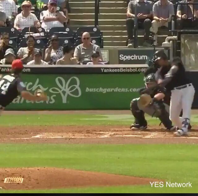 FW_DBACKS's tweet photo. Hitting sequence of @Yankees Gary Sánchez HR yesterday.
#OnTime
#BacksideToBall
#ClearHips
#FirmFrontSide
#FullExtension
#BaseballAtOurFingertips 
#ST18 https://t.co/ymu1rWTuCQ