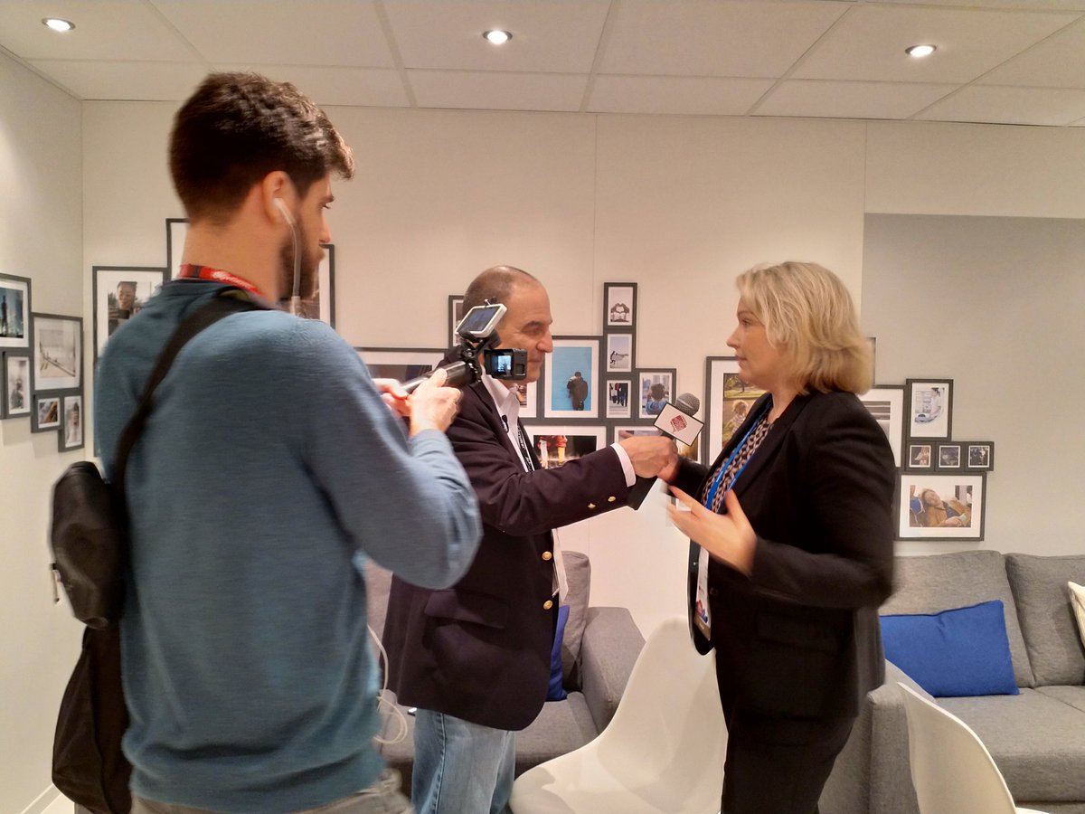 .<a href="/nokia/">Nokia</a> @sankarierja being interviewed by <a href="/GregBufithis/">Gregory Bufithis 🇬🇷 🌊</a> about #AI, #VR, AR, and automated digitized factories at #MWC18.